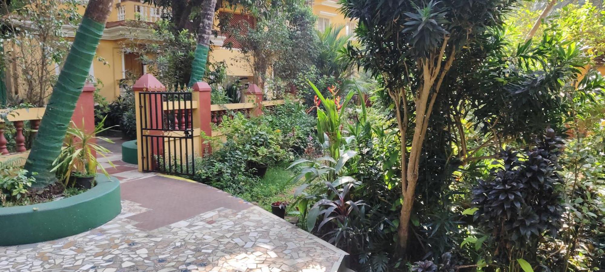 Ena Holiday Inn Calangute Exterior foto